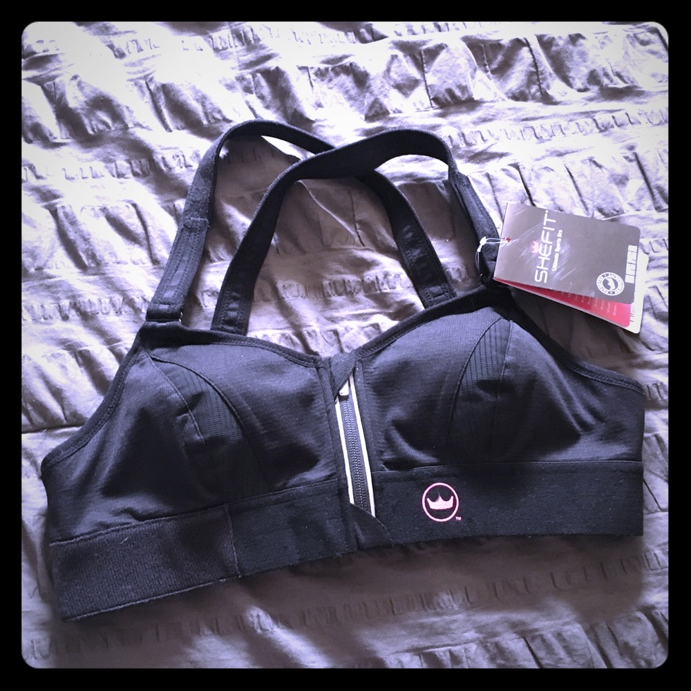 She Fit Black Medium Adjustable Sports Bra